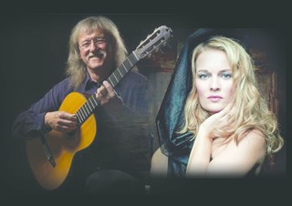 Lubomír Brabec – kytara a Alžběta Poláčková – soprán