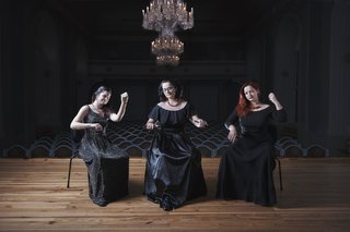 Quasi trio