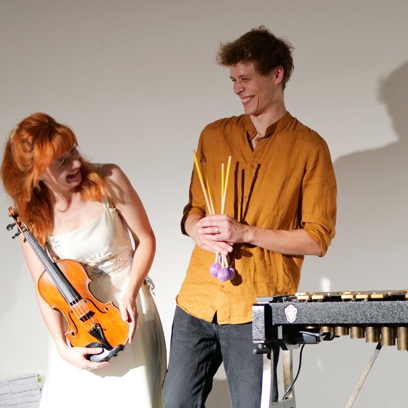 Ludmila Pavlová – housle a Štěpán Hon – vibrafon