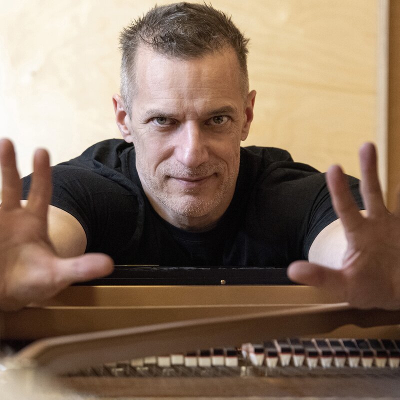​Phishbacher Trio: Invisible Touch